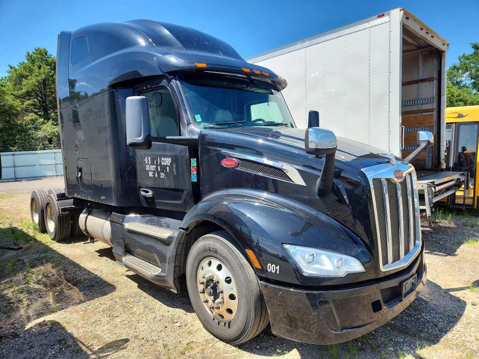 Продажа на аукционе авто 2023 Peterbilt 579, vin: 1XPBD49X9PD855818, номер лота: 63441766