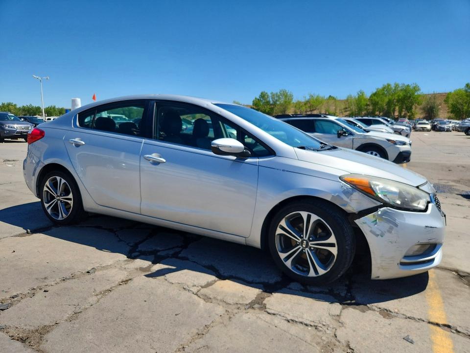 2016 Kia Forte მანქანა იყიდება აუქციონზე, vin: KNAFZ4A81G5550927, აუქციონის ნომერი: 65839836