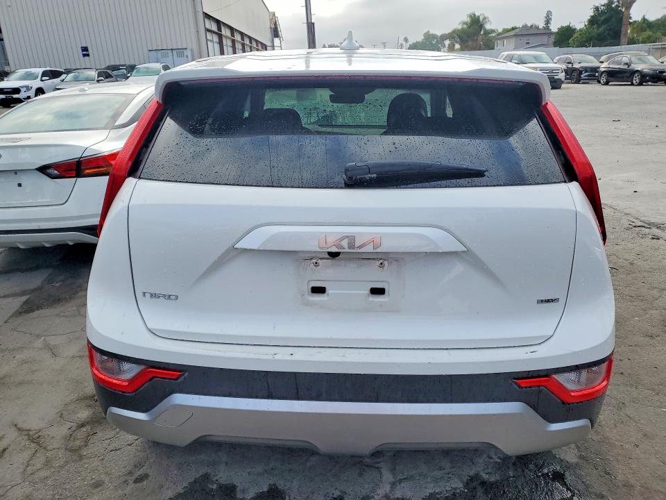63441616 :رقم المزاد ، KNDCP3LE7T5330940 vin ، 2026 Kia Niro مزاد بيع