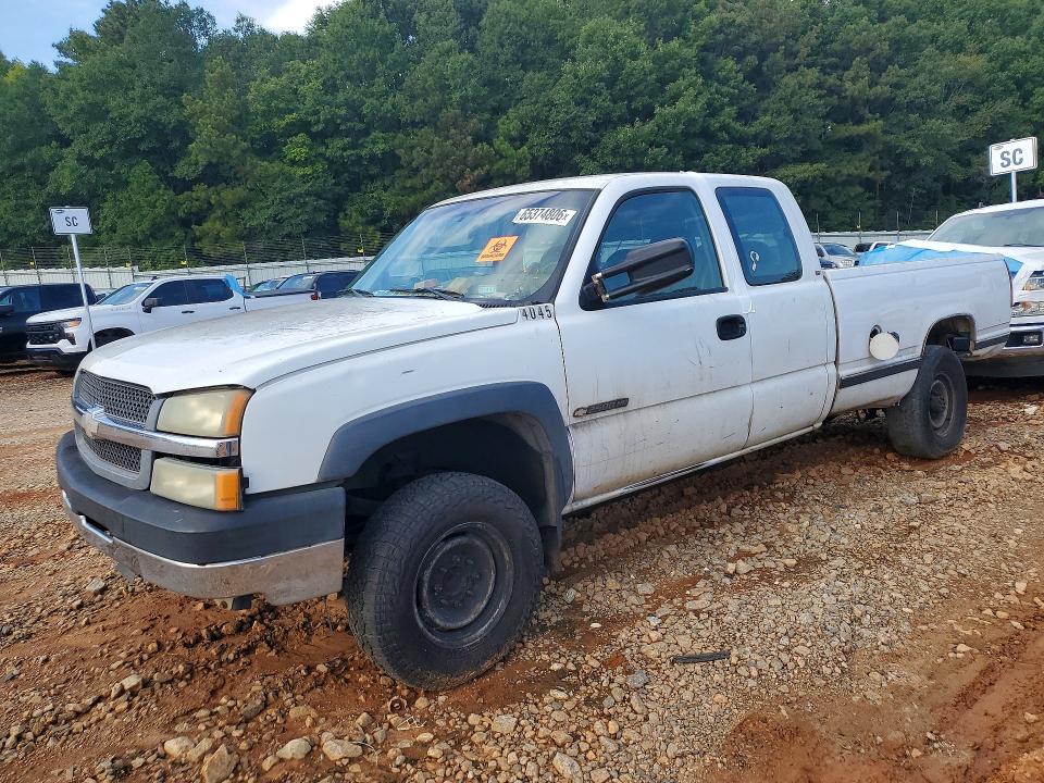 2004 Chevrolet Silverado მანქანა იყიდება აუქციონზე, vin: 1GBHC29U14E388106, აუქციონის ნომერი: 65374806