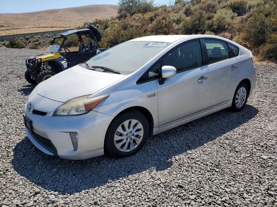 2013 Toyota Prius Plug-in Hybrid მანქანა იყიდება აუქციონზე, vin: JTDKN3DP6D3048139, აუქციონის ნომერი: 64056426