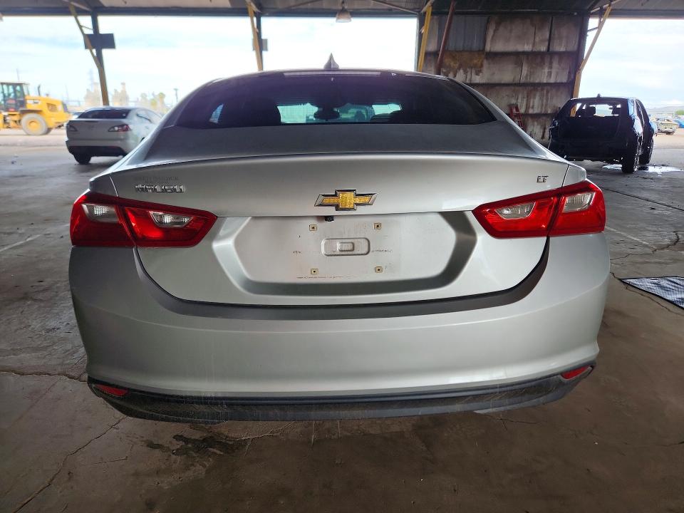 65137476 :رقم المزاد ، 1G1ZD5ST2JF155480 vin ، 2018 Chevrolet Malibu مزاد بيع
