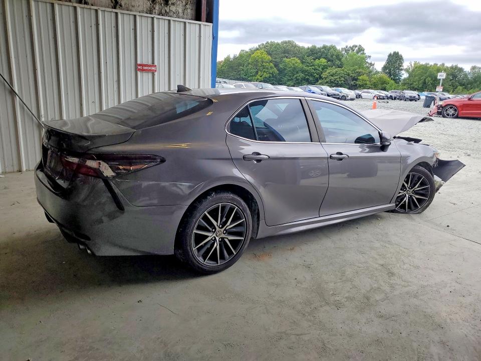 Продажа на аукционе авто 2021 Toyota Camry, vin: 4T1T11AK4MU521300, номер лота: 65883486
