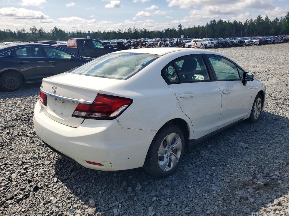 Продажа на аукционе авто 2015 Honda Civic, vin: 2HGFB2F46FH040731, номер лота: 64885796