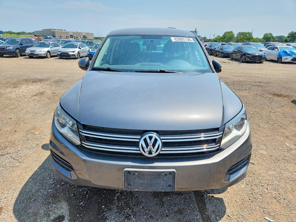 63905136 :رقم المزاد ، WVGAV7AX1CW004999 vin ، 2012 Volkswagen Tiguan مزاد بيع