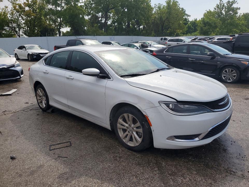 63610046 :رقم المزاد ، 1C3CCCAB2FN712466 vin ، 2015 Chrysler 200 مزاد بيع