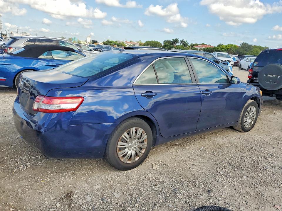 2010 Toyota Camry მანქანა იყიდება აუქციონზე, vin: 4T4BF3EK7AR005078, აუქციონის ნომერი: 64518206