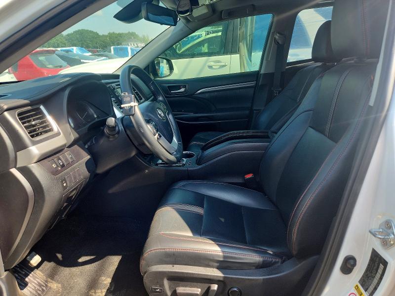 Продажа на аукционе авто 2019 Toyota Highlander, vin: 5TDJZRFH0KS603476, номер лота: 52552226