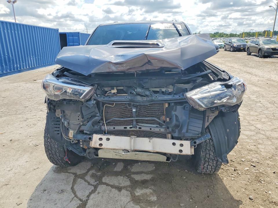 65838526 :رقم المزاد ، JTEBU5JR9J5489277 vin ، 2018 Toyota 4runner مزاد بيع