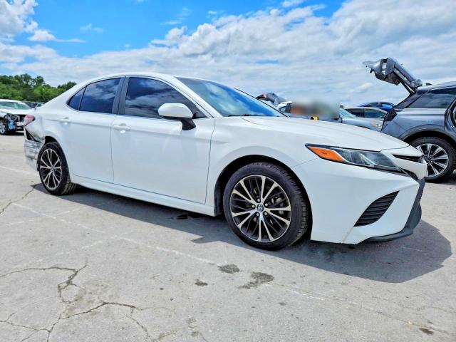 Aukcja sprzedaży 2018 Toyota Camry, vin: 4T1B11HKXJU017721, numer aukcji: 62231356