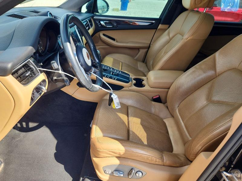 63745326 :رقم المزاد ، WP1AA2A5XHLB00591 vin ، 2017 Porsche Macan مزاد بيع
