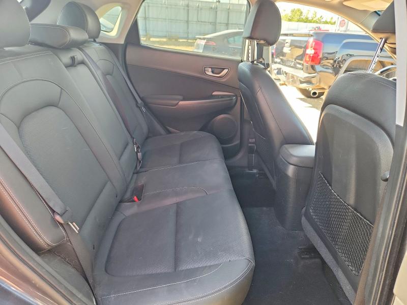 64634876 :رقم المزاد ، KM8K6CAA3JU073076 vin ، 2018 Hyundai Kona مزاد بيع