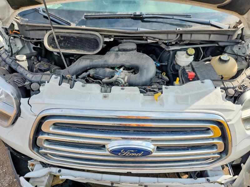 67329696 :رقم المزاد ، 1FBZX2ZM1FKA31487 vin ، 2015 Ford Transit مزاد بيع