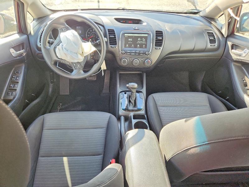 66917386 :رقم المزاد ، 3KPFL4A75JE164907 vin ، 2018 Kia Forte مزاد بيع