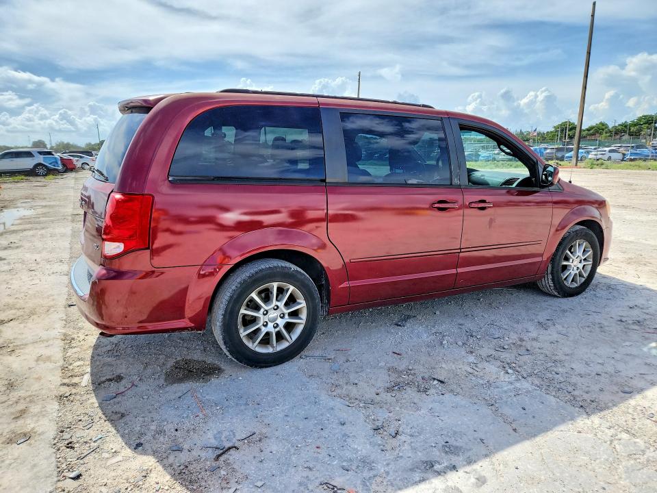 64450366 :رقم المزاد ، 2D4RN7DG3BR696664 vin ، 2011 Dodge Grand Caravan مزاد بيع