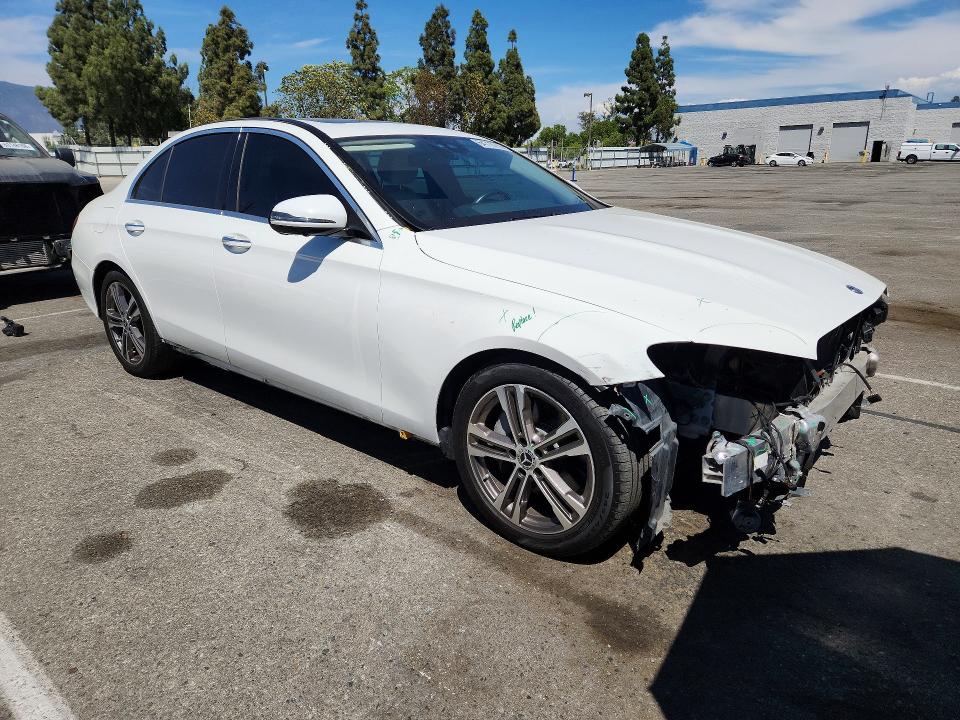 Продажа на аукционе авто 2021 Mercedes-benz E, vin: W1KZF8DB6MA918499, номер лота: 64718716