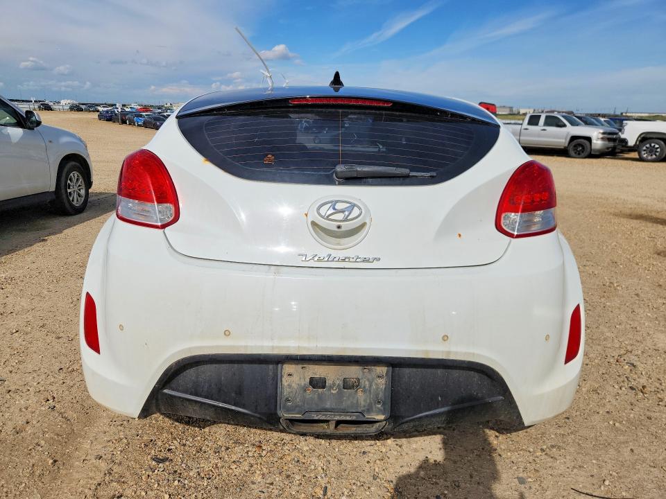Auction sale of the 2016 Hyundai Veloster, vin: KMHTC6AD1GU261466, lot number: 63222956