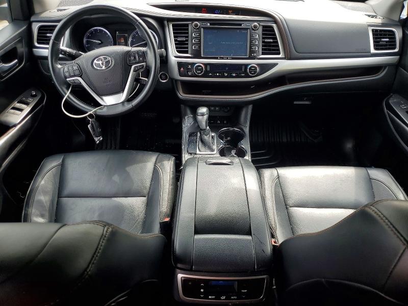 2018 Toyota Highlander მანქანა იყიდება აუქციონზე, vin: 5TDJZRFH4JS534807, აუქციონის ნომერი: 64615476