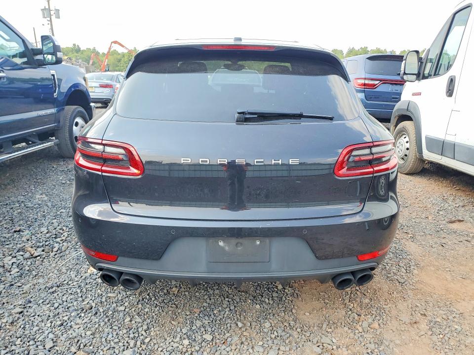 64995546 :رقم المزاد ، WP1AB2A58GLB41233 vin ، 2016 Porsche Macan مزاد بيع