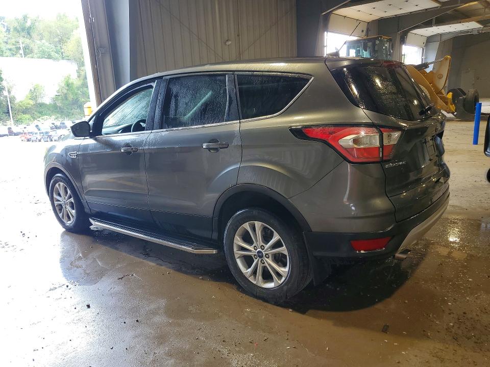 2017 Ford Escape მანქანა იყიდება აუქციონზე, vin: 1FMCU9GD9HUC62680, აუქციონის ნომერი: 66984346