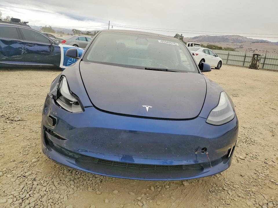 2022 Tesla Model 3 მანქანა იყიდება აუქციონზე, vin: 5YJ3E1EA2NF144325, აუქციონის ნომერი: 65949576