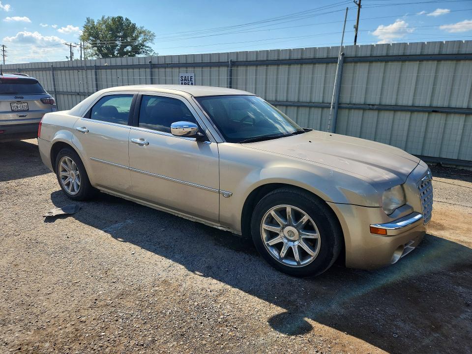 67201286 :رقم المزاد ، 2C3KA63H279396 vin ، 2006 Chrysler 300c مزاد بيع
