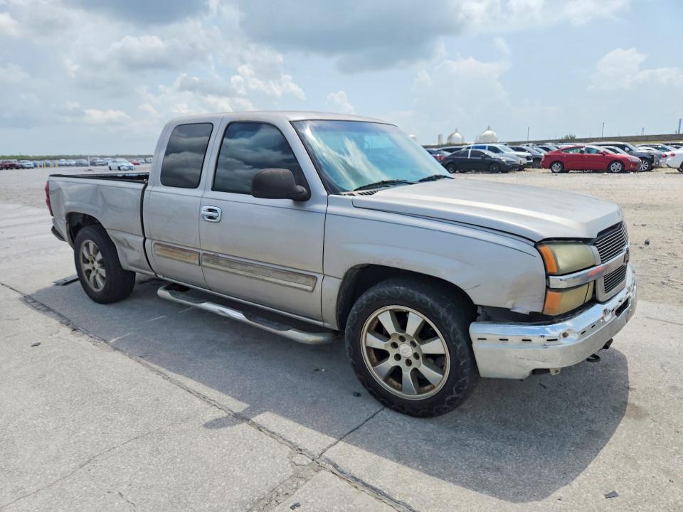 Aukcja sprzedaży 2004 Chevrolet Silverado, vin: 2GCEC19T841184839, numer aukcji: 63910496