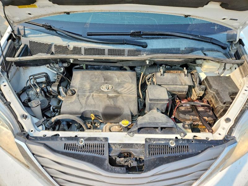 2013 Toyota Sienna მანქანა იყიდება აუქციონზე, vin: 5TDDK3DC9DS066647, აუქციონის ნომერი: 64931256