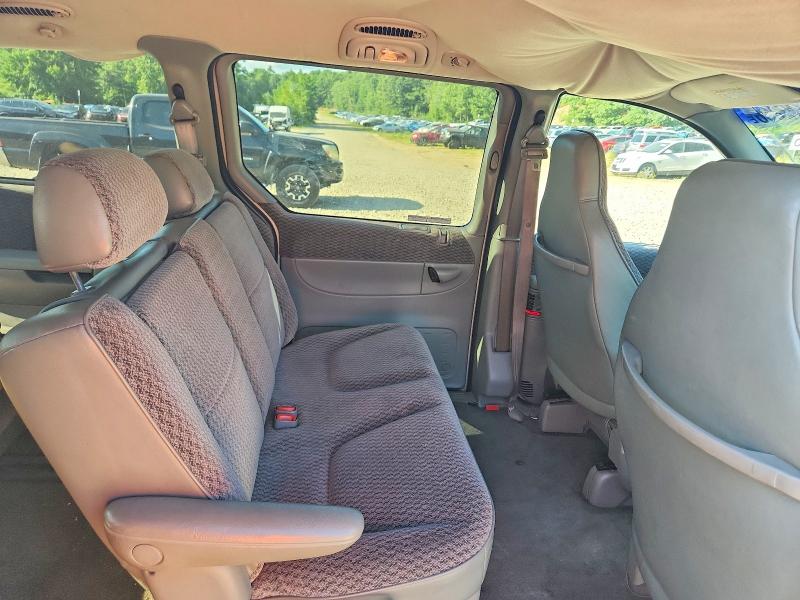 2000 Dodge Grand Caravan მანქანა იყიდება აუქციონზე, vin: 1B4GP44G7YB766796, აუქციონის ნომერი: 63672696