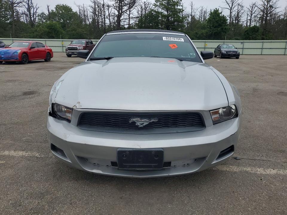 65310786 :رقم المزاد ، 1ZVBP8EN2A5173317 vin ، 2010 Ford Mustang مزاد بيع