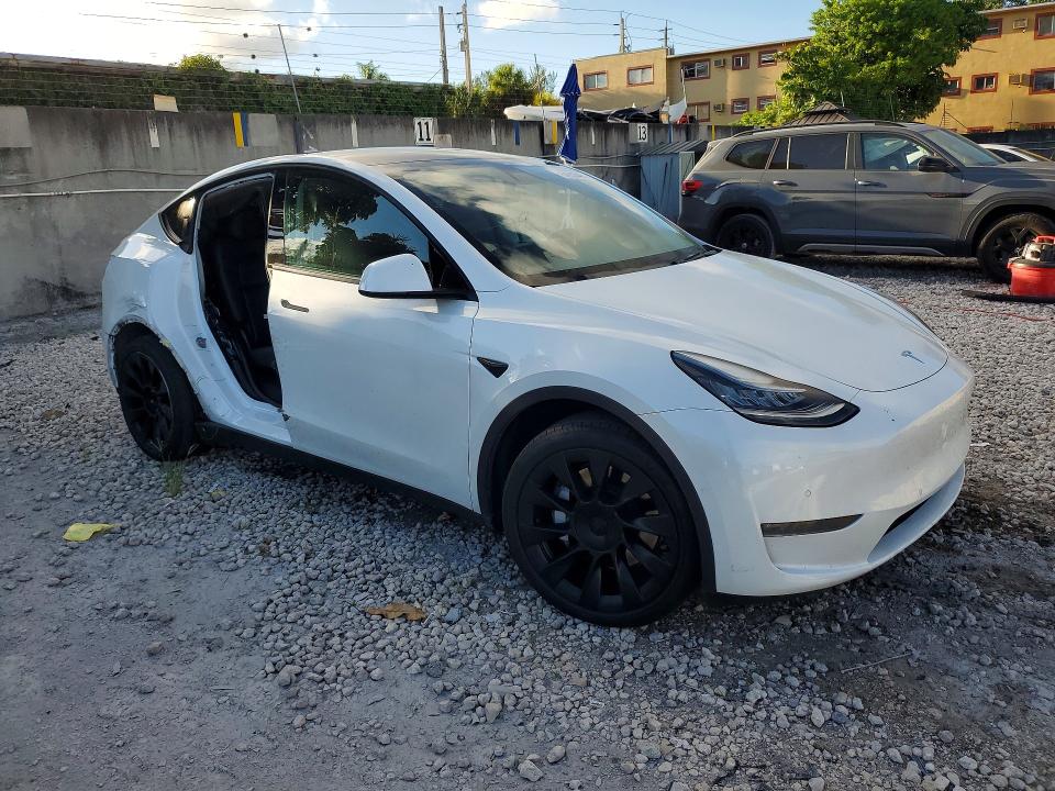 Продаж на аукціоні авто 2020 Tesla Model Y, vin: 5YJYGDEE1LF058439, номер лоту: 64653486