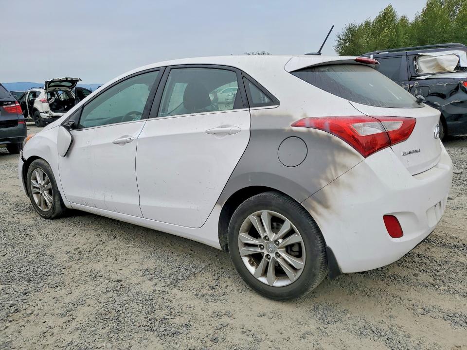 2014 Hyundai Elantra Gt მანქანა იყიდება აუქციონზე, vin: KMHD35LH8EU234289, აუქციონის ნომერი: 64213006