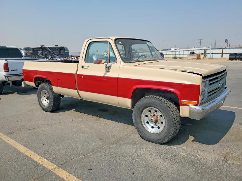 1985 Chevrolet K20 მანქანა იყიდება აუქციონზე, vin: 1GCGK24M7FJ163524, აუქციონის ნომერი: 63758666