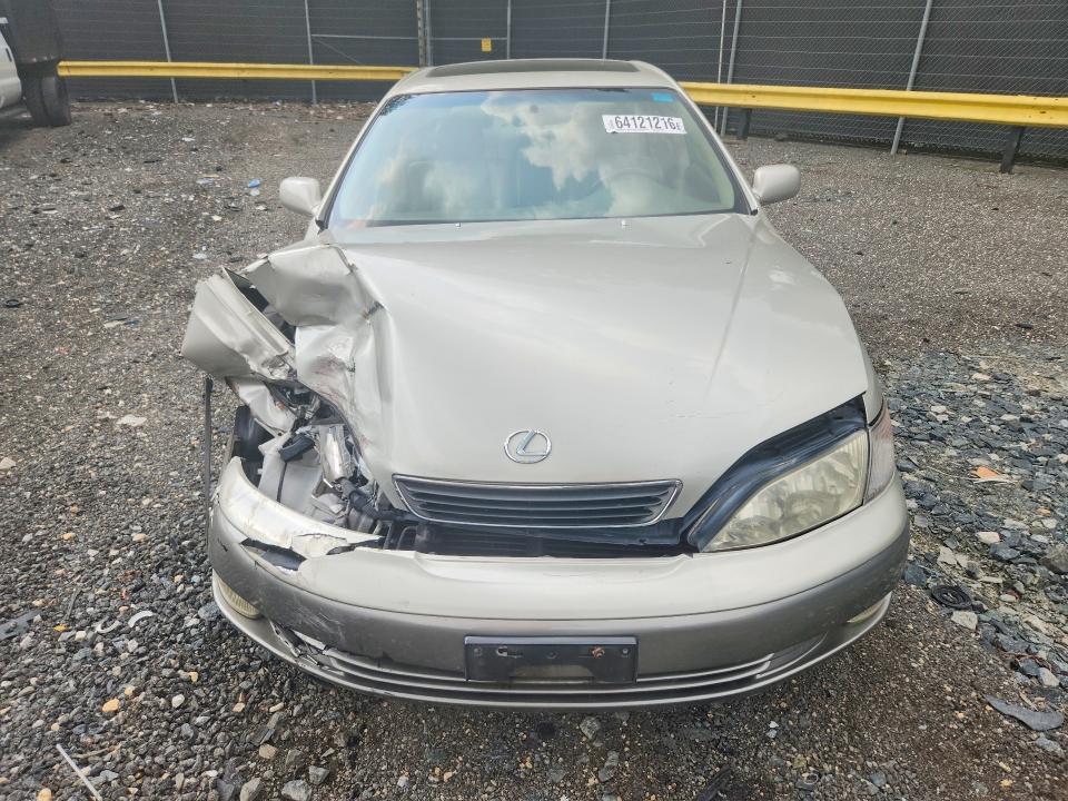 1998 Lexus Es მანქანა იყიდება აუქციონზე, vin: JT8BF28G5W5051136, აუქციონის ნომერი: 64121216