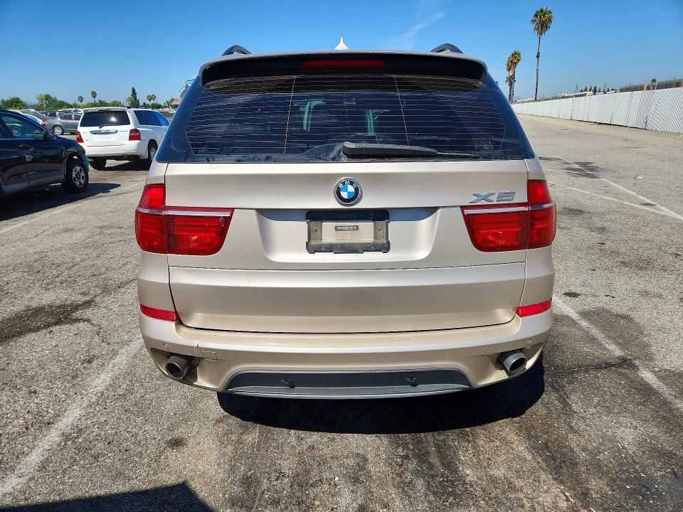 65872846 :رقم المزاد ، 5UXZV4C59D0G50721 vin ، 2013 Bmw X5 مزاد بيع