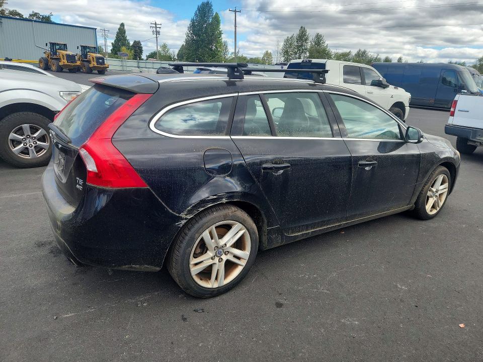 Продажа на аукционе авто 2015 Volvo V60, vin: YV1612SB9F1202009, номер лота: 67151226