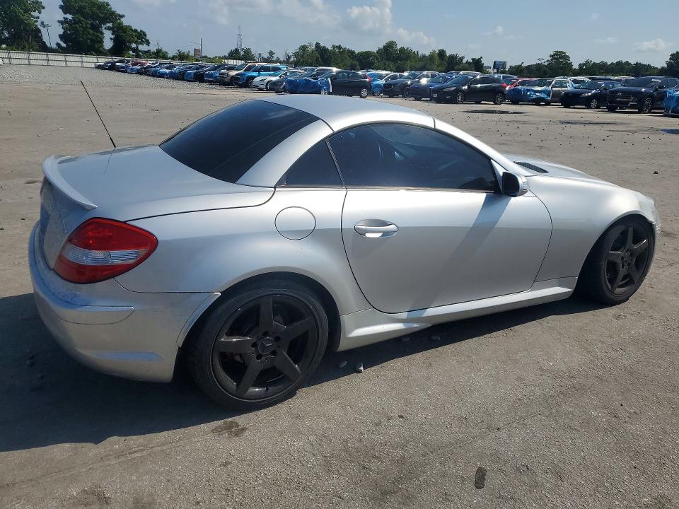 65257326 :رقم المزاد ، WDBWK54F98F186631 vin ، 2008 Mercedes-benz Slk مزاد بيع