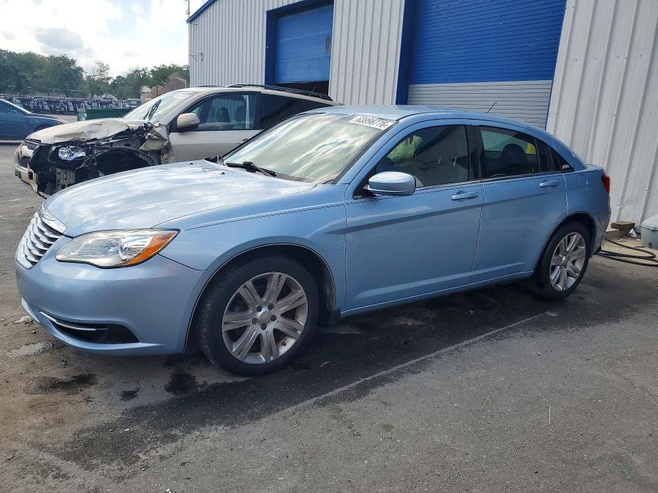 Aukcja sprzedaży 2013 Chrysler 200, vin: 1C3CCBBBXDN546929, numer aukcji: 63998776