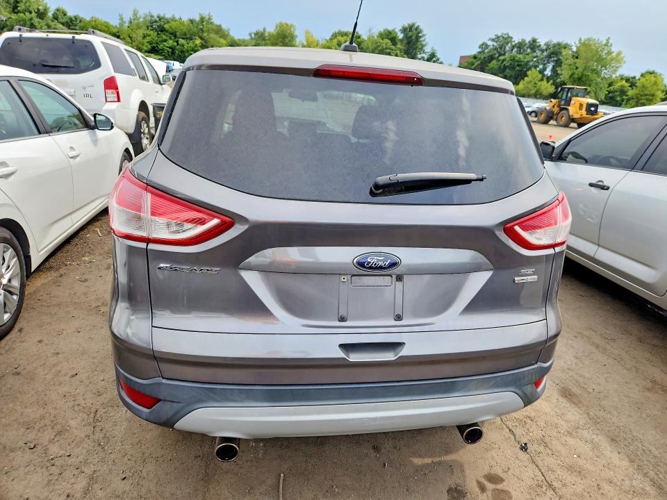 2013 Ford Escape მანქანა იყიდება აუქციონზე, vin: 1FMCU9GX5DUA82813, აუქციონის ნომერი: 66172506