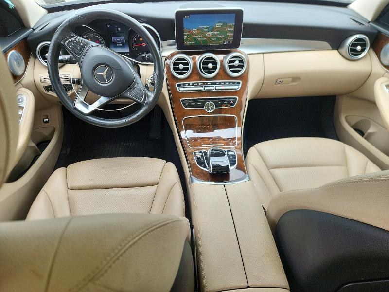 2016 Mercedes-benz C მანქანა იყიდება აუქციონზე, vin: 55SWF4KB6GU141857, აუქციონის ნომერი: 65101146