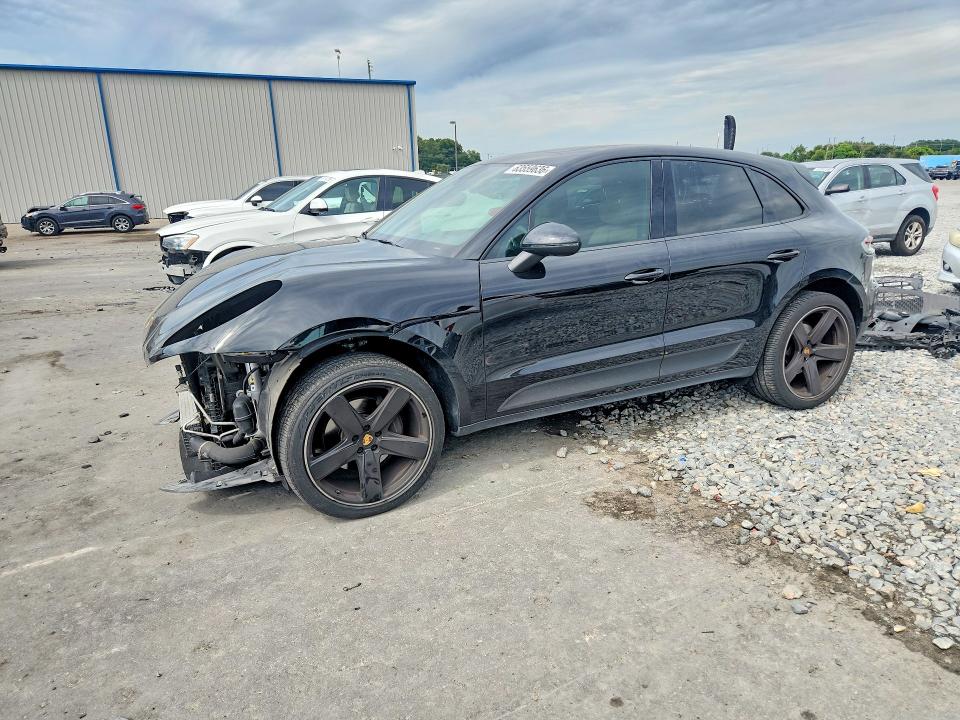 63559636 :رقم المزاد ، WP1AA2A57LLB09810 vin ، 2020 Porsche Macan مزاد بيع