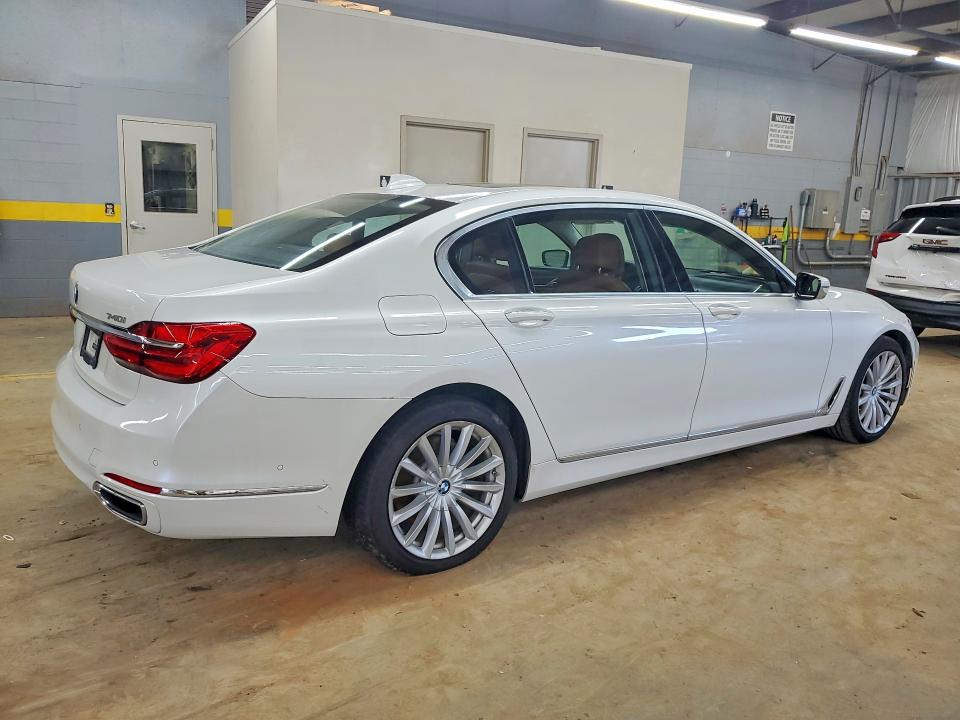 2018 Bmw 740 მანქანა იყიდება აუქციონზე, vin: WBA7E2C53JG743146, აუქციონის ნომერი: 63992956