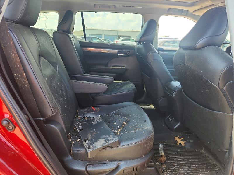 67084856 :رقم المزاد ، 5TDFZRBH0NS193813 vin ، 2022 Toyota Highlander مزاد بيع