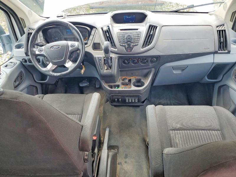 63097546 :رقم المزاد ، 1FBAX2CM3FKA23705 vin ، 2015 Ford Transit مزاد بيع