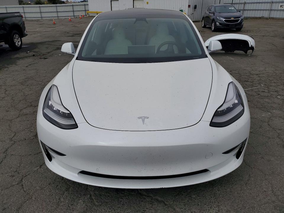 Продаж на аукціоні авто 2018 Tesla Model 3, vin: 5YJ3E1EA2JF155898, номер лоту: 64485166