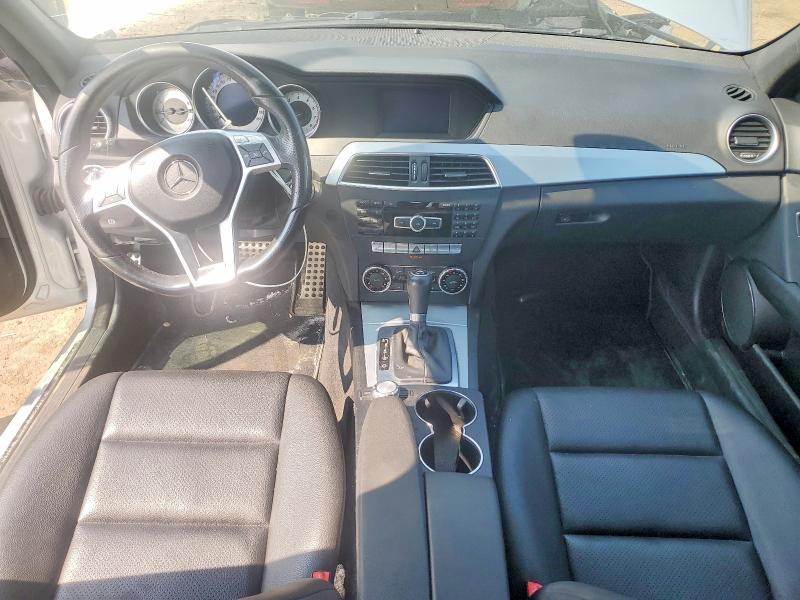 2014 Mercedes-benz C მანქანა იყიდება აუქციონზე, vin: WDDGF8AB7EA924292, აუქციონის ნომერი: 66065716