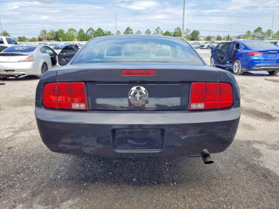 2007 Ford Mustang მანქანა იყიდება აუქციონზე, vin: 1ZVFT80N075323308, აუქციონის ნომერი: 63518916