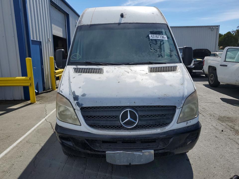 2012 Mercedes-benz Sprinter მანქანა იყიდება აუქციონზე, vin: WD3PE8CC4C5618153, აუქციონის ნომერი: 63187736