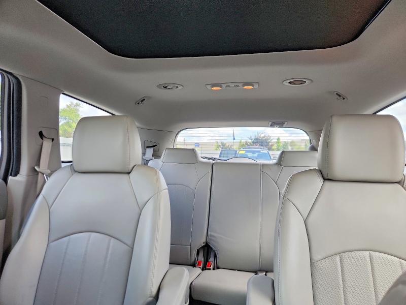 64246766 :رقم المزاد ، 5GAKRBKD5HJ206867 vin ، 2017 Buick Enclave مزاد بيع
