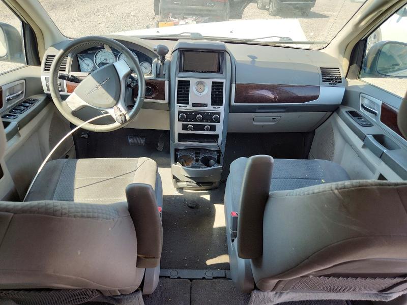 2010 Chrysler Town & Country მანქანა იყიდება აუქციონზე, vin: 2A4RR5D18AR413248, აუქციონის ნომერი: 64074166